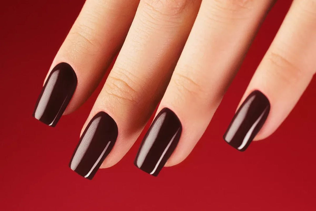 8 PACK VICTORIA VYNN - GEL POLISH Ladies Love Red + GEL POLISH TOP Matte 8 ml + GEL POLISH TOP Oh! My Gloss 8 ml - Elegance Beauty Suisse