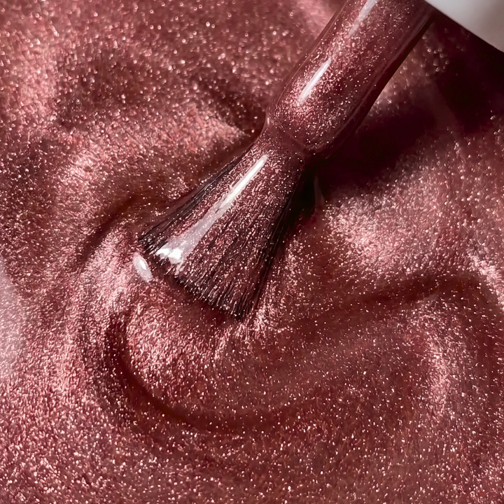 Texture Cat Eye Frappé, rose fraise – collection Late October