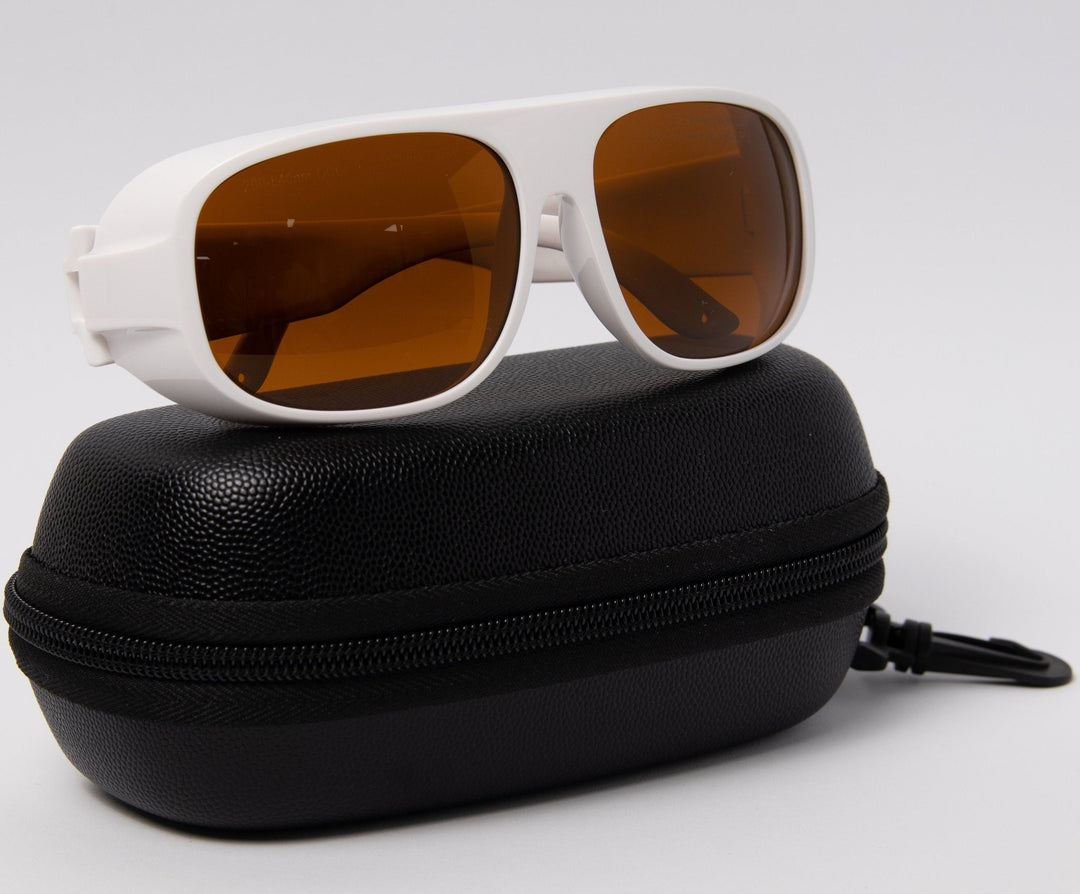 Lunette de détatouage - Elegance Beauty Suisse