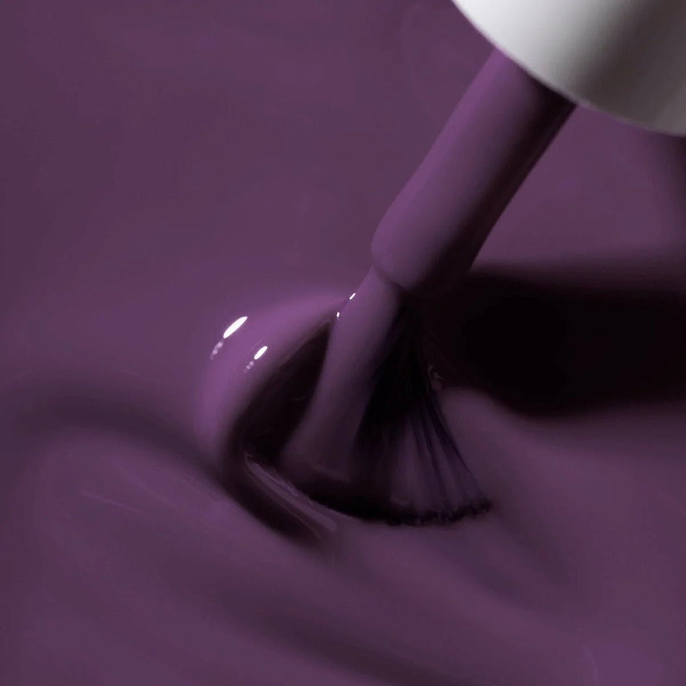 "Midnight Plum" - HEMA/TPO free Gel Polish 15ml - Elegance Beauty Suisse