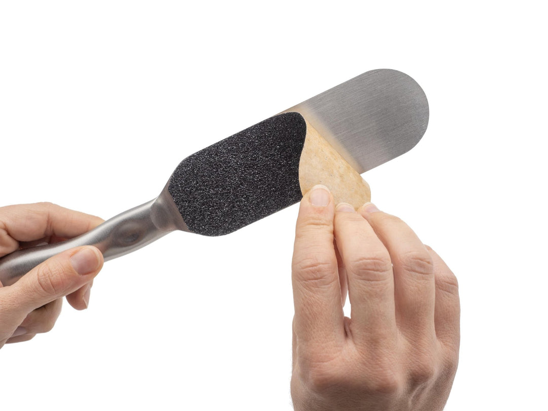 Râpe pour les pieds en acier inoxydable - Elegance Beauty Suisse