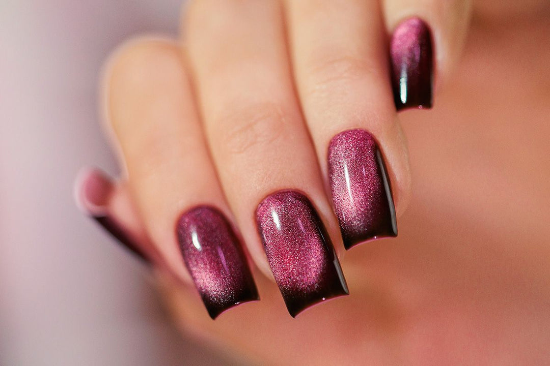 VICTORIA VYNN ™ Gel Polish No.426 MOCHA ECLAIR 8 ML - Elegance Beauty Suisse